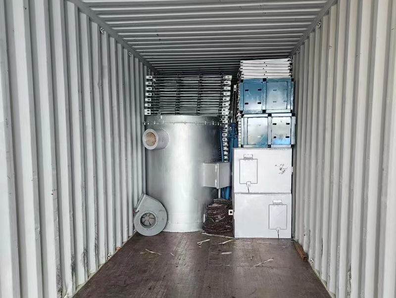 翻板午夜AV在线播放