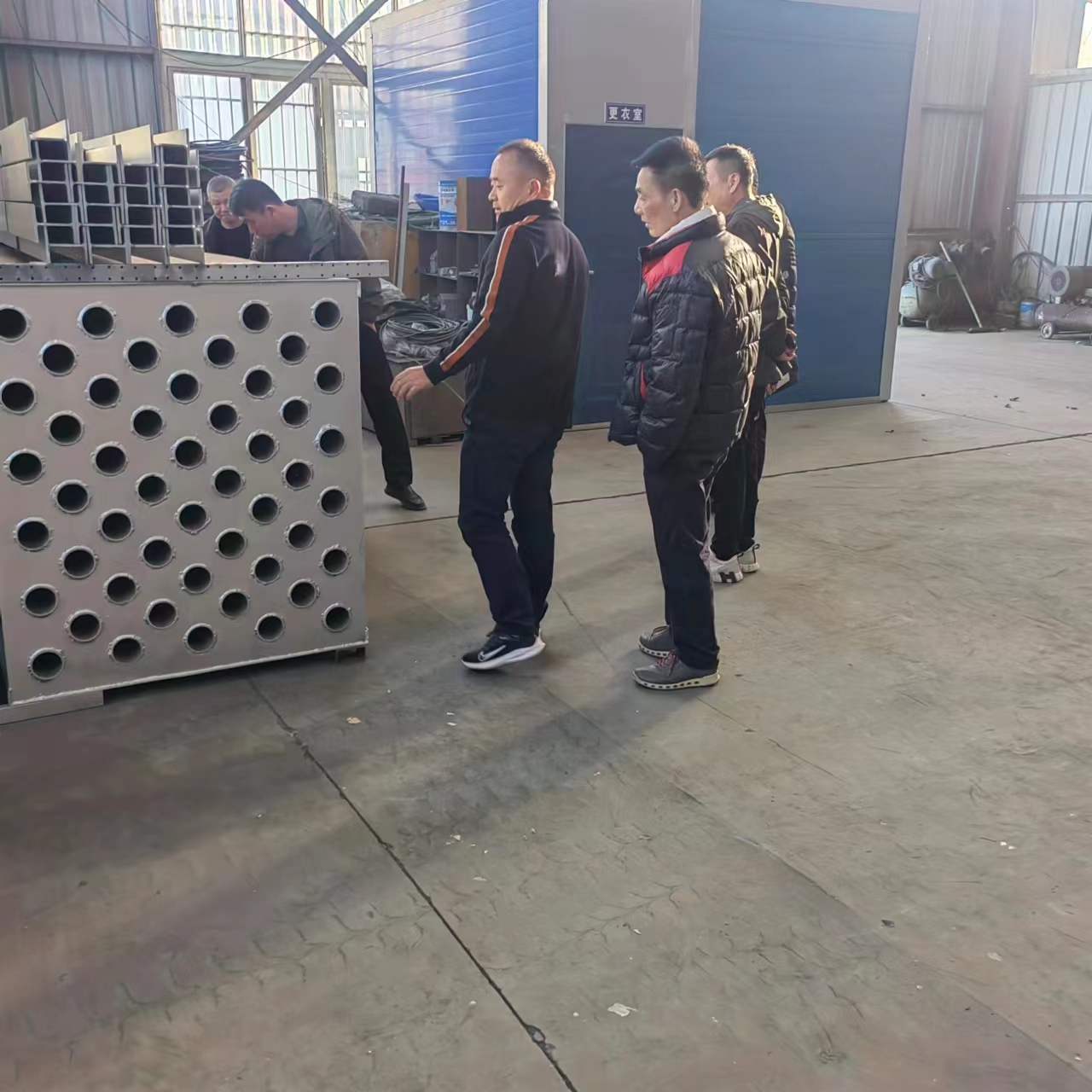 木皮午夜AV在线播放