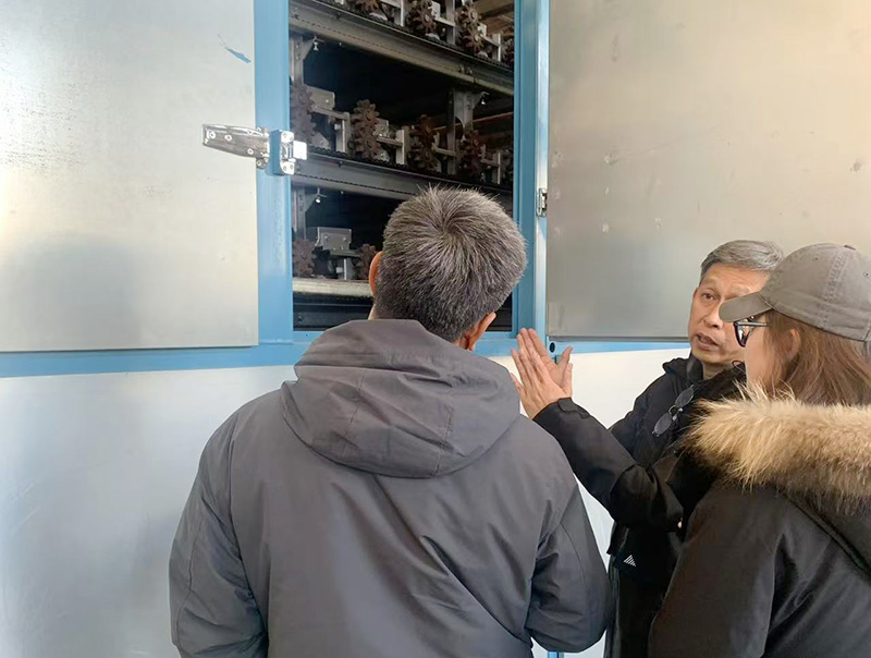 单板午夜AV在线播放.jpg 单板午夜AV在线播放.jpg